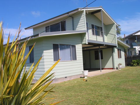 Berrara Cove Beach House - Tourism Canberra 2