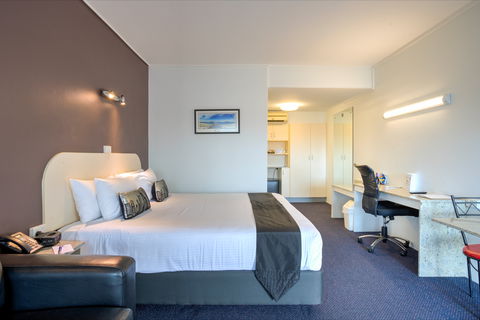 Best Western Zebra Motel - Tourism Canberra 1