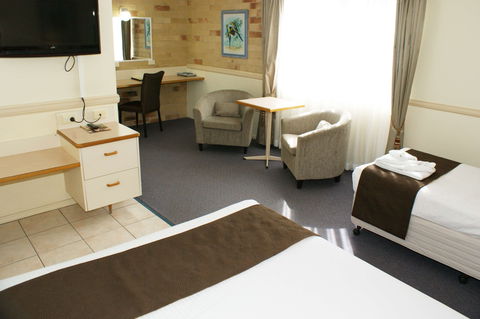 Best Western Ambassador Motor Lodge - Tourism Canberra 2