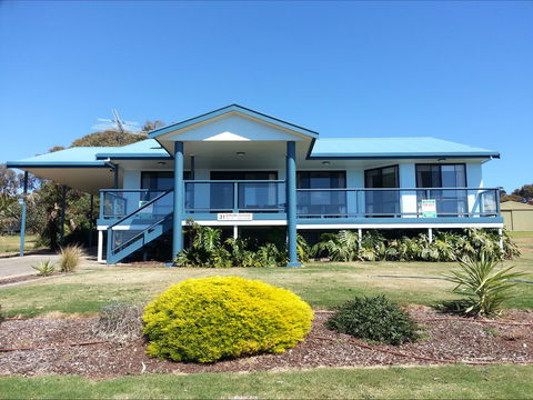 Birubi House - Tourism Canberra 0