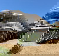 Catching Waves - Tourism Canberra