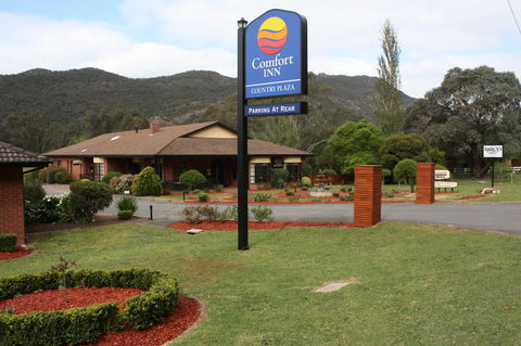 Country Plaza Halls Gap - Tourism Canberra 0