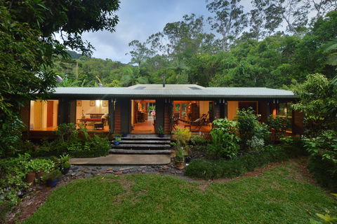 Cow Bay Homestay Bed And Breakfast - Tourism Canberra 0