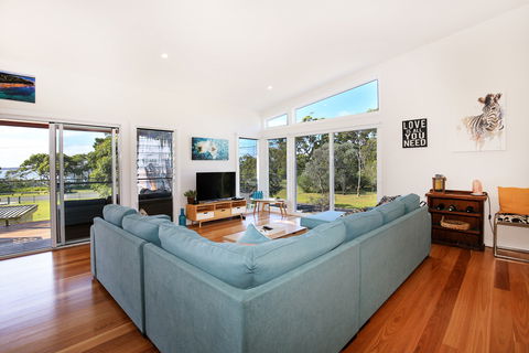 Eagleview - Tourism Canberra 0