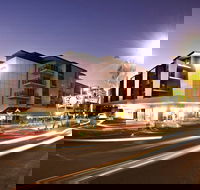 Grand Hotel and Apartments Townsville - Tourism Canberra