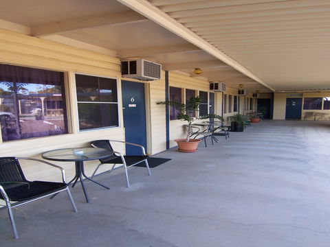 Kaputar Motel - Tourism Canberra 0
