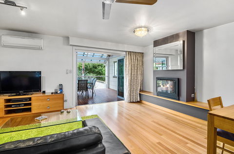 Limestone Coast Apartments - Tourism Canberra 1