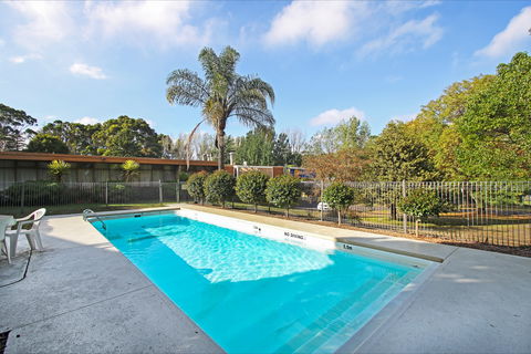 Moe Parklands Motel - Tourism Canberra 1