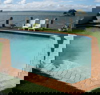Moreton Bay Beach Lodge - Tourism Canberra