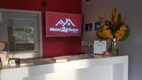 Motel24seven And Apartments - Tourism Canberra 0