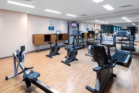 Oaks Glenelg Plaza Pier Suites - Tourism Canberra 2