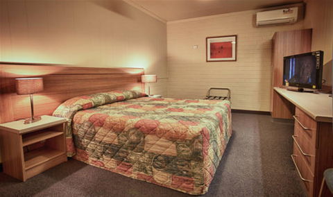 Opal Inn Hotel - Tourism Canberra 2