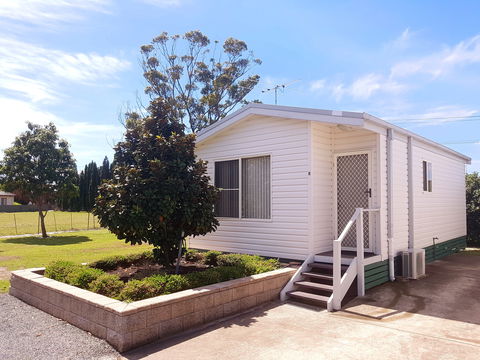 Pacific Gardens Village - Tourism Canberra 1