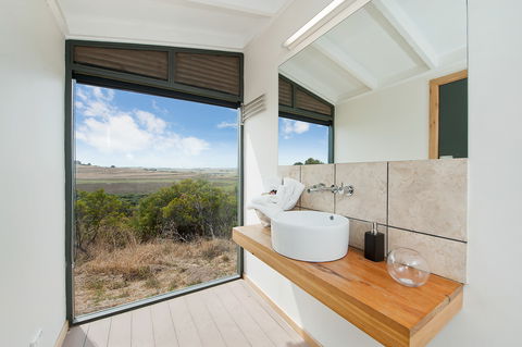 Pebble Point - Tourism Canberra 2