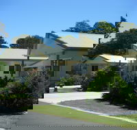 Peppertree Cabins Kingaroy - Tourism Canberra
