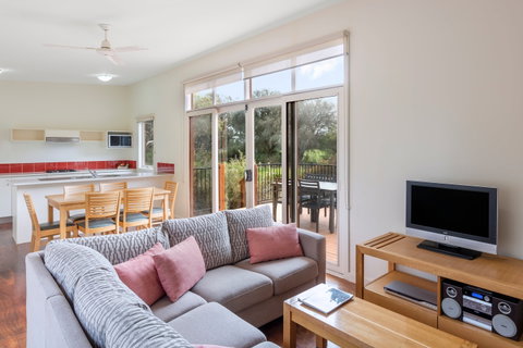 Ramada Resort By Wyndham Phillip Island - Tourism Canberra 1