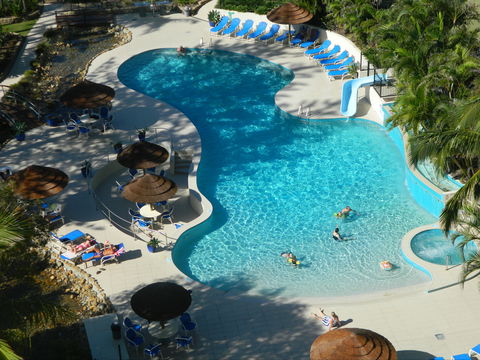 Royal Palm On The Beach - Tourism Canberra 0