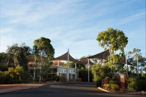 Sails In The Desert - Tourism Canberra 0