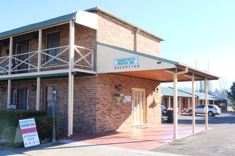 Sandstock Motor Inn - Tourism Canberra 0