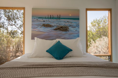 Sellicks Chills - Vineyard Retreats - Tourism Canberra 1