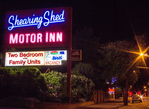 Shearing Shed Motor Inn - Open - Tourism Canberra 2