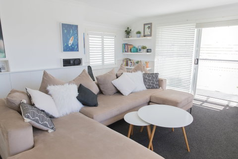 White Beach Cottage - The Perfect Beach Getaway - Tourism Canberra 2