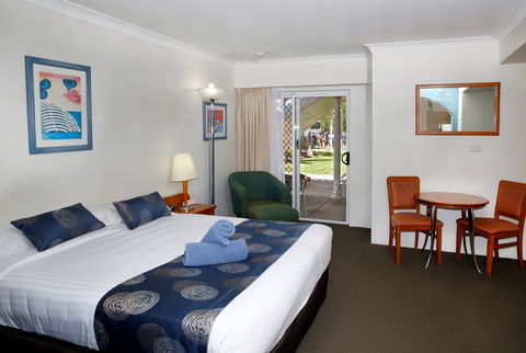 Yamba Aston Motel - Tourism Canberra 1