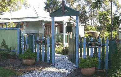 Billabong Cottage Bed And Breakfast - Tourism Canberra 0