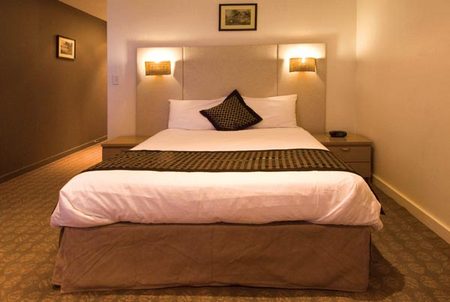 Golden Pebble Hotel - Tourism Canberra 2