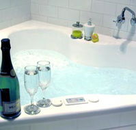 Clonmara Cottages - Tourism Canberra