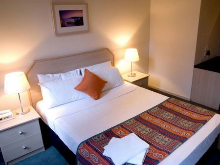 The Park Squire Motor Inn - Tourism Canberra 0