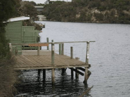 Wrens on Glenelg - Tourism Canberra