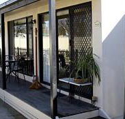 Courtside Cottage Bed and Breakfast - Tourism Canberra
