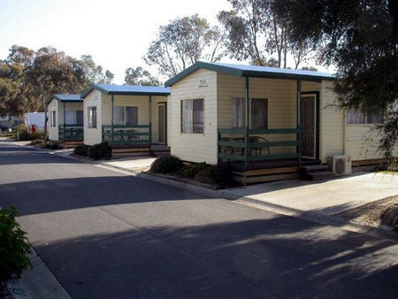 Central City Caravan Park - Tourism Canberra 0