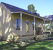 Tamberrah Cottages - Tourism Canberra