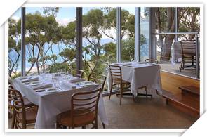 Chris's Beacon Point Restaurant And Villas - Tourism Canberra 5