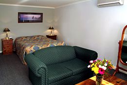 Daylesford Central Motor Inn - Tourism Canberra 2