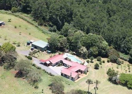 Tropical Coast Retreat - Tourism Canberra 3