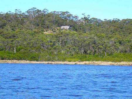 The Island Spa And Cottages - Tourism Canberra 2