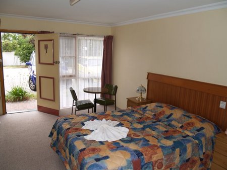 Darlot Motor Inn - Tourism Canberra 2