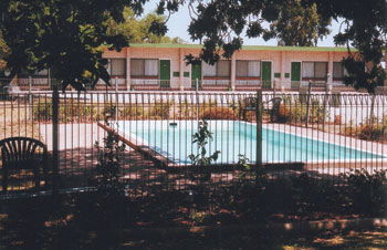 Glynlea Motel - Tourism Canberra 3
