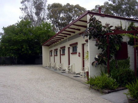 Auto Lodge Motor Inn - Tourism Canberra 0