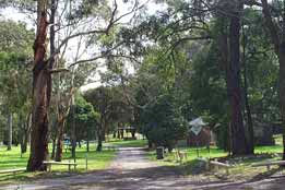 Moe Gardens Caravan Park - Tourism Canberra 0