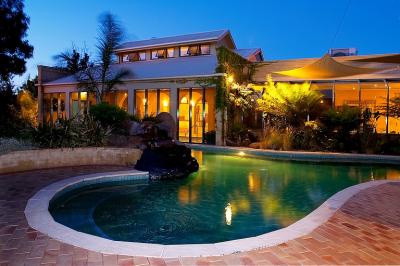 Madison Spa Resort - Tourism Canberra 2