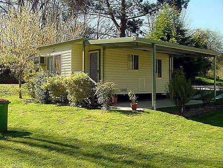 Yackandandah Holiday Park - Tourism Canberra 2