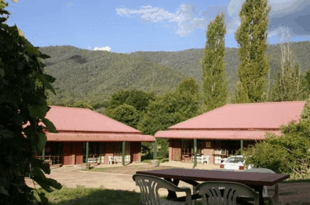 The Snowline Hotel - Tourism Canberra