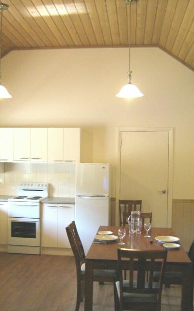 Alpine Valley Cottages - Tourism Canberra 4