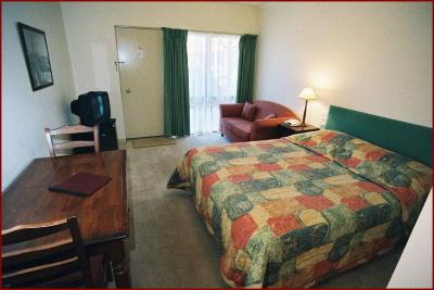 Ballarat Colonial Motor Inn - Tourism Canberra 1