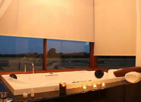 Aurora Cottages - Tourism Canberra 1