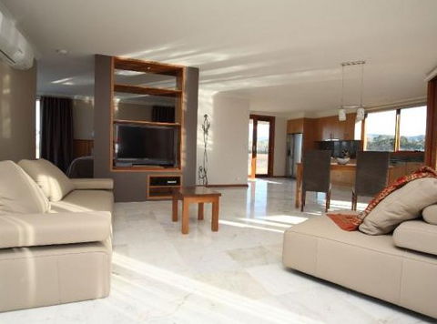 Aurora Cottages - Tourism Canberra 5